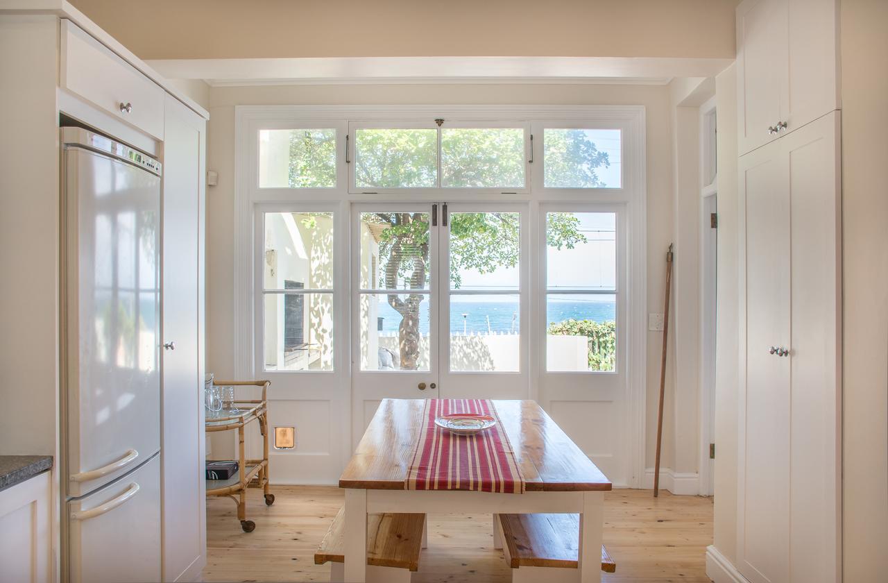 Fintimara Beach House Muizenberg Bagian luar foto